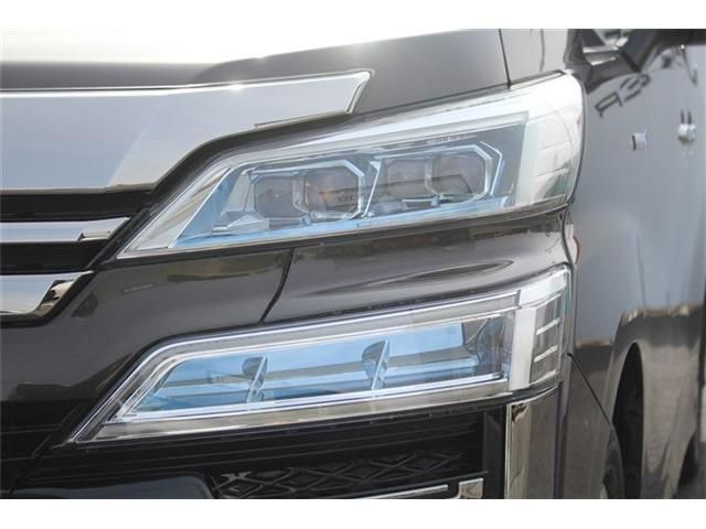 TOYOTA VELLFIRE  HYBRID 4WD 2018 Image 31