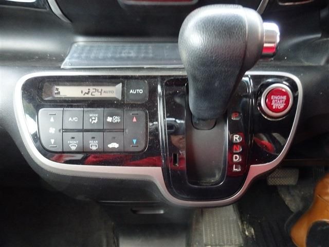 HONDA N BOX CUSTOM 2013 Image 31