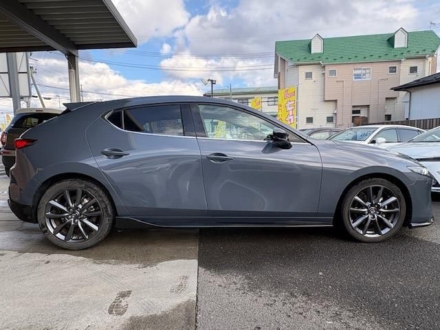 MAZDA 3 FASTBACK 2023 Image 31