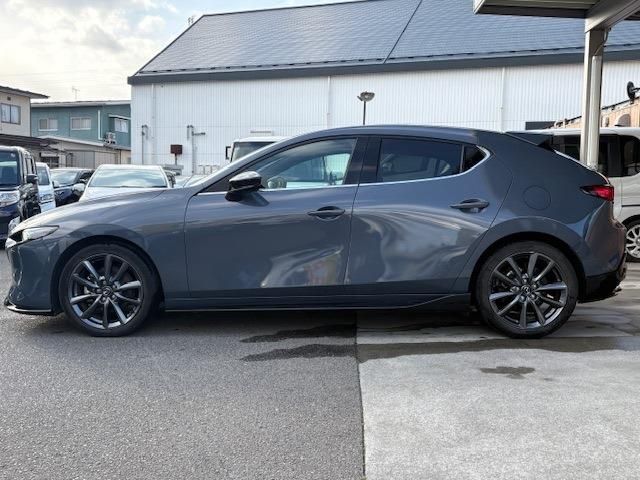 MAZDA 3 FASTBACK 2023 Image 31