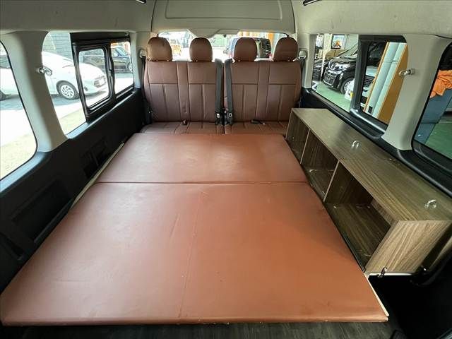 TOYOTA HIACE COMMUTER 2023 Image 31