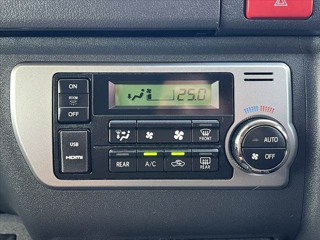 TOYOTA HIACE COMMUTER 2023 Image 31