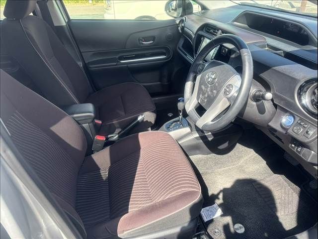 TOYOTA AQUA 2015 Image 31