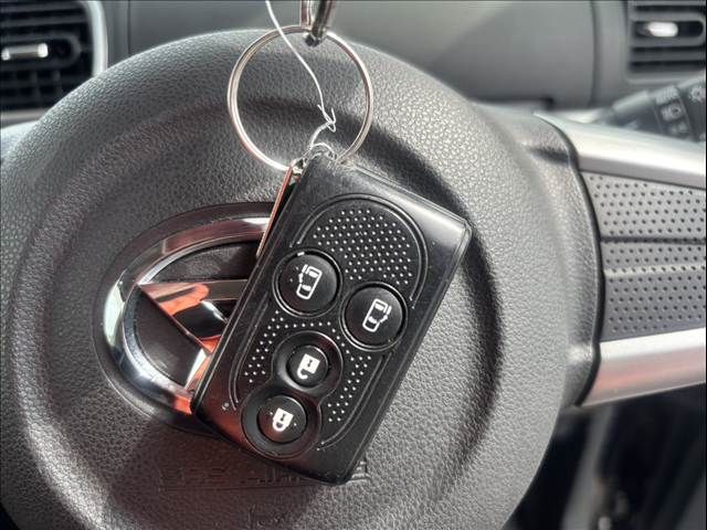 DAIHATSU TANTO CUSTOM 2014 Image 31