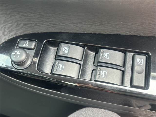 DAIHATSU TANTO CUSTOM 2014 Image 31