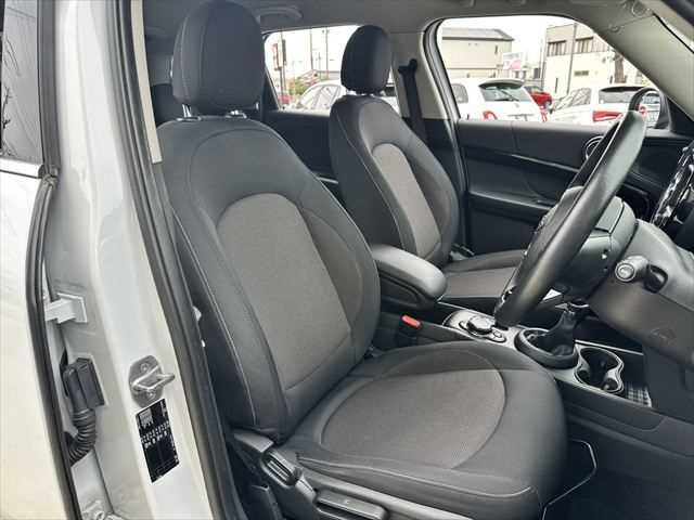 BMW MINI COOPER D CR 2018 Image 31