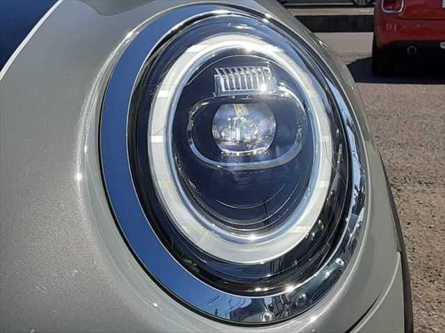 BMW MINI COOPER D 5DOOR 2019 Image 31