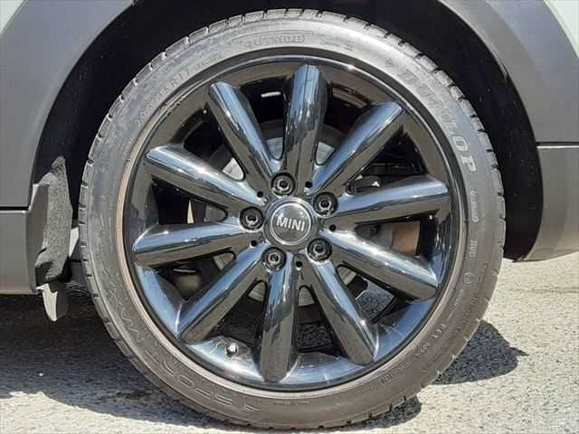 BMW MINI COOPER D 5DOOR 2019 Image 31