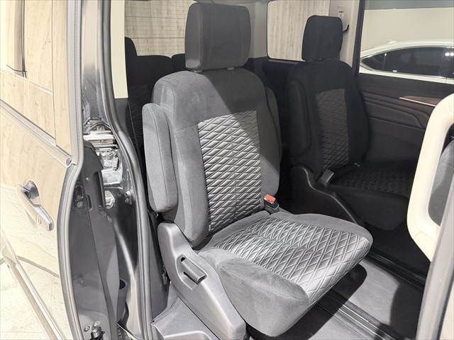 MITSUBISHI DELICA D:5 4WD 2019 Image 31