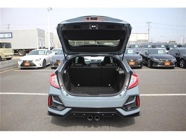 HONDA CIVIC HATCHBACK 2020 Image 31