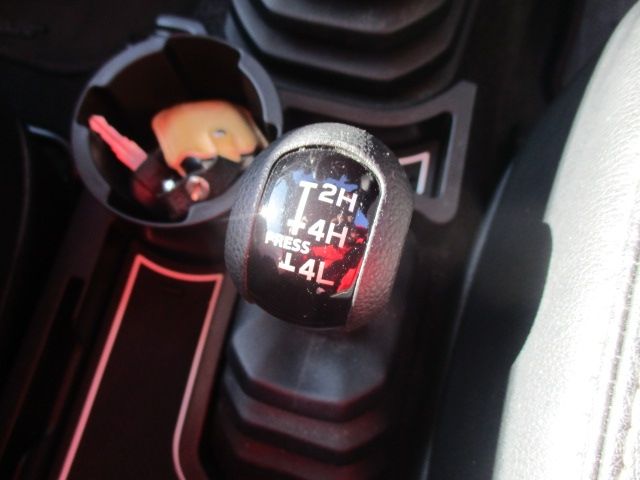 SUZUKI JIMNY 4WD 2018 Image 31