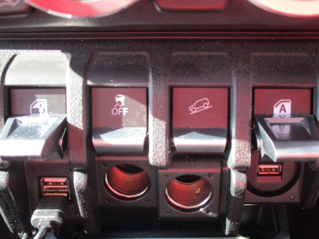 SUZUKI JIMNY 4WD 2018 Image 31