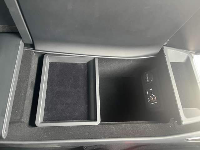 TOYOTA LEXUS LS500 2021 Image 31