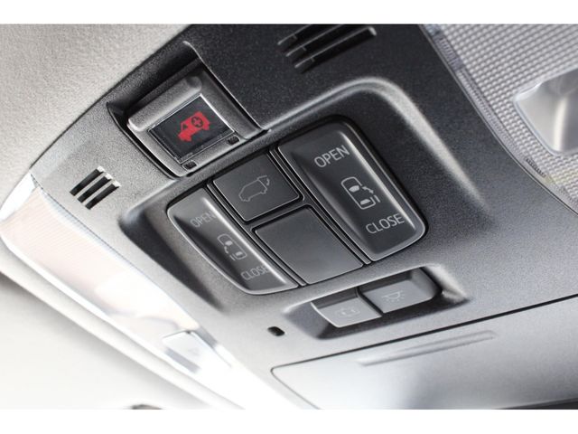 TOYOTA ALPHARD 2019 Image 31