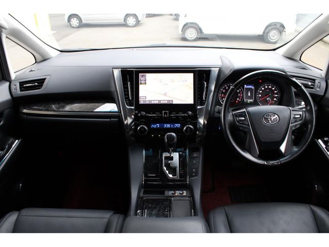 TOYOTA ALPHARD 2021 Image 31