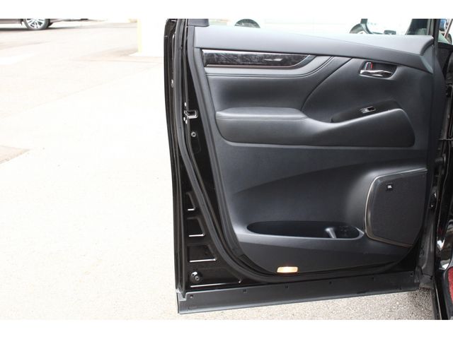 TOYOTA ALPHARD 2021 Image 31