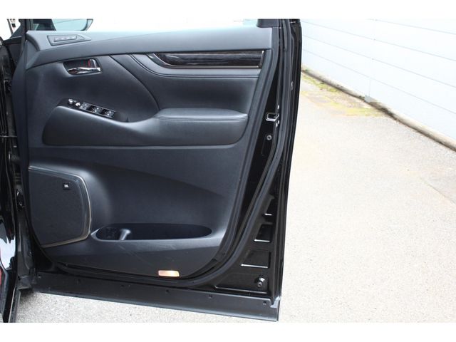 TOYOTA ALPHARD 2021 Image 31
