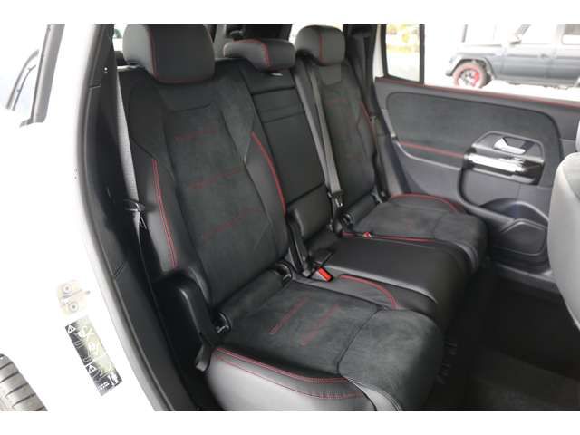 MERCEDES BENZ GLB 2025 Image 31