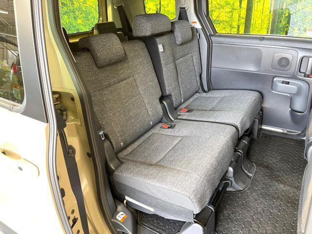 TOYOTA SIENTA HYBRID 2025 Image 31