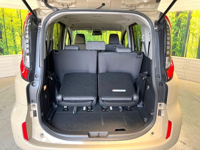 TOYOTA SIENTA HYBRID 2025 Image 31