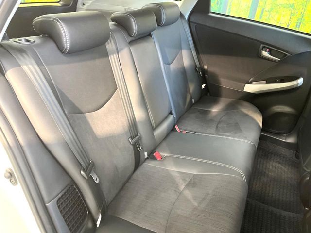 TOYOTA PRIUS 2013 Image 31