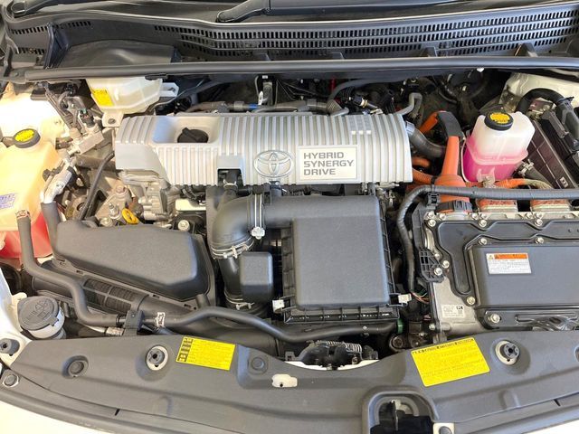 TOYOTA PRIUS 2013 Image 31