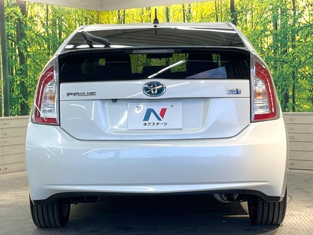 TOYOTA PRIUS 2013 Image 31