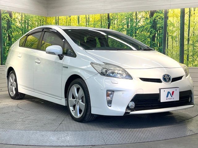 TOYOTA PRIUS 2013 Image 31