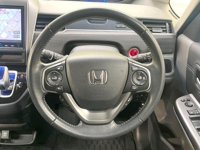 HONDA FREED HYBRID 2017 Image 31