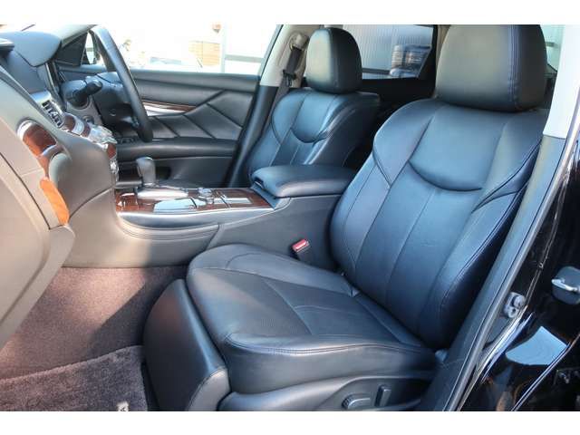 NISSAN FUGA 2015 Image 31