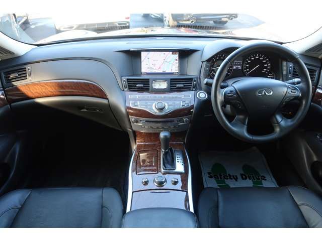 NISSAN FUGA 2015 Image 31