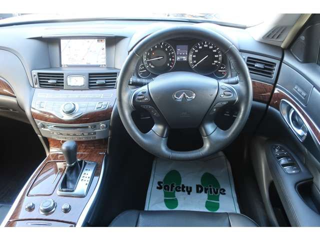 NISSAN FUGA 2015 Image 31