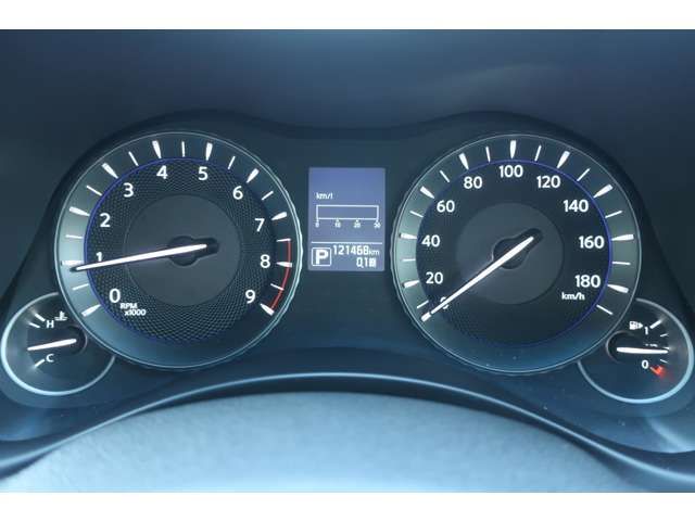 NISSAN FUGA 2015 Image 31