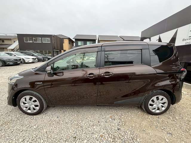 TOYOTA SIENTA HYBRID 2017 Image 31