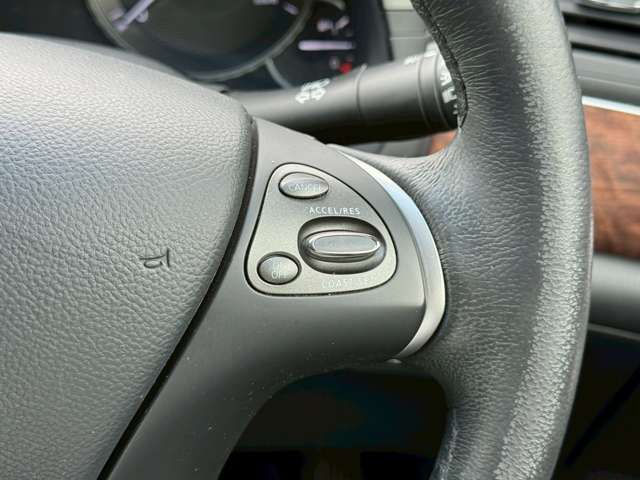 NISSAN FUGA 2015 Image 31