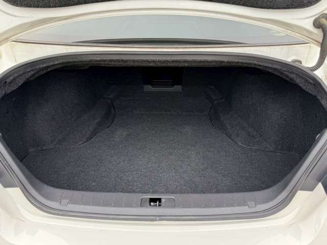 NISSAN FUGA 2010 Image 31