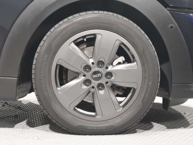 BMW MINI COOPER D 5DOOR 2021 Image 31