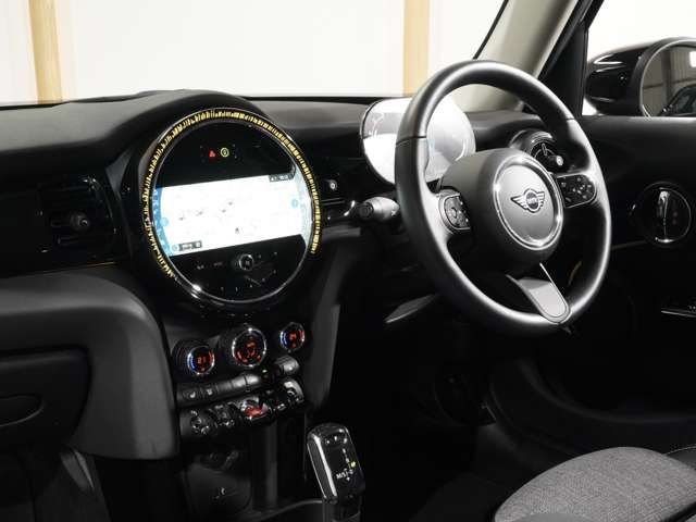 BMW MINI COOPER D 5DOOR 2021 Image 31