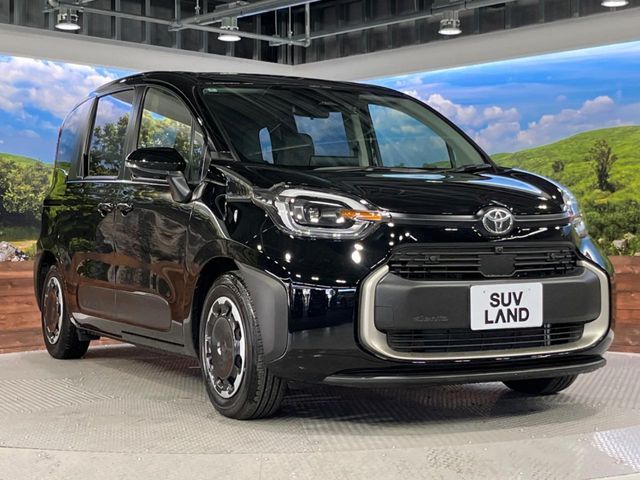 TOYOTA SIENTA HYBRID 2025 Image 31