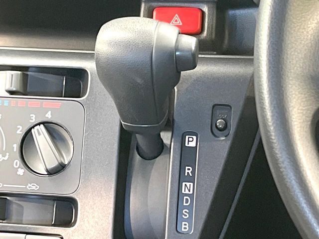 DAIHATSU MIRA E:S 2021 Image 31