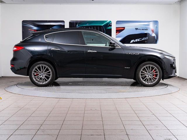MASERATI LEVANTE 2018 Image 31