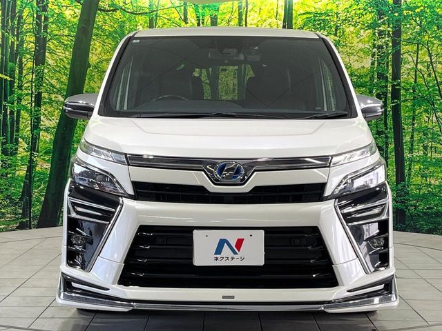 TOYOTA VOXY HYBRID 2020 Image 31