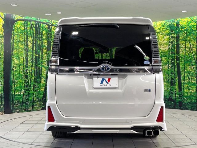 TOYOTA VOXY HYBRID 2020 Image 31