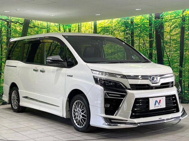 TOYOTA VOXY HYBRID 2020 Image 31
