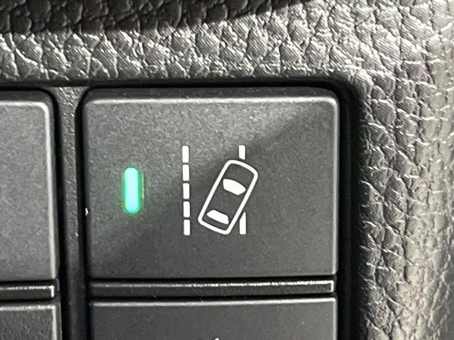 HONDA N BOX CUSTOM 4WD 2018 Image 31