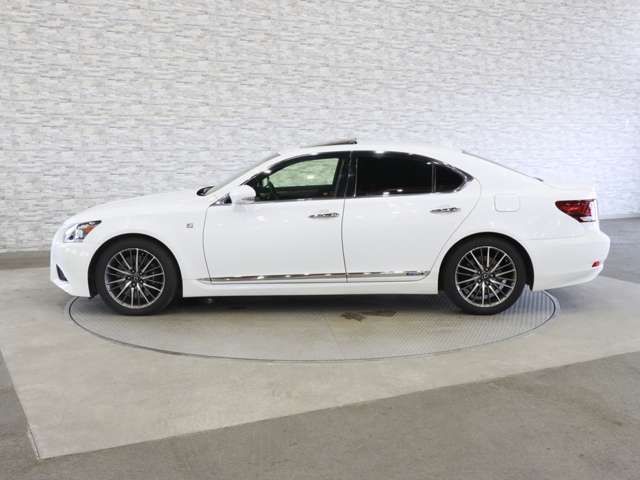 TOYOTA LEXUS LS600H 2013 Image 31