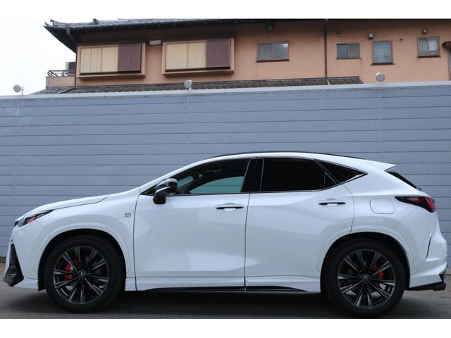 TOYOTA LEXUS NX350H 2023 Image 31