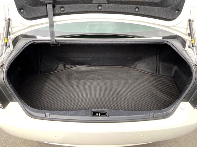 TOYOTA CROWN SEDAN HYBRID 2015 Image 31