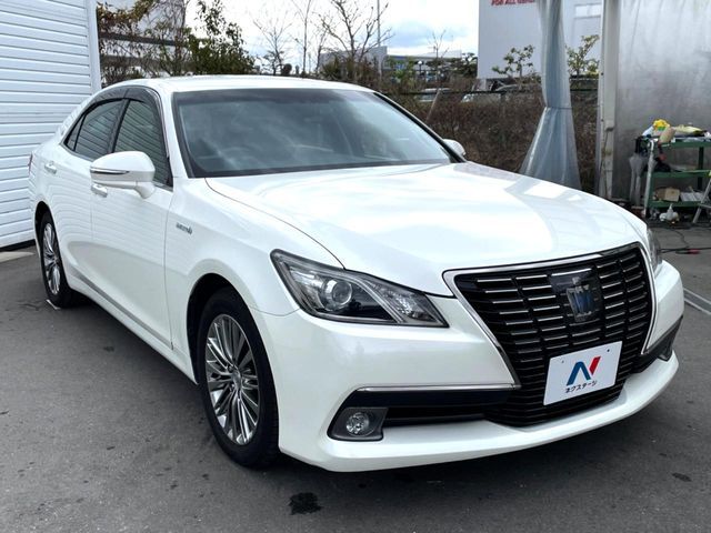 TOYOTA CROWN SEDAN HYBRID 2015 Image 31