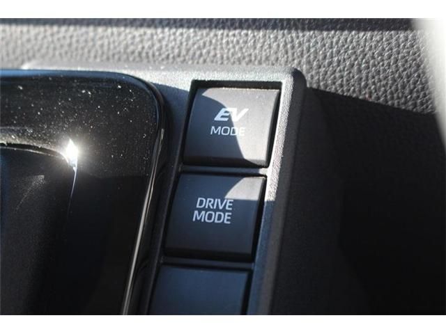 TOYOTA SIENTA HYBRID 2025 Image 31